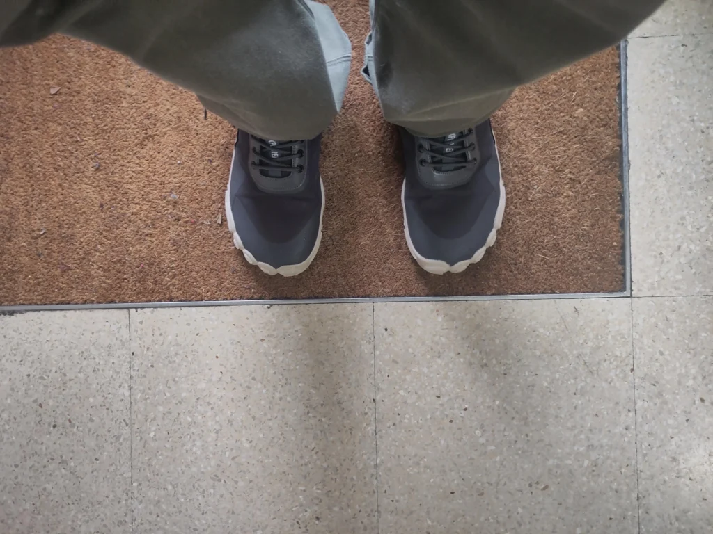 zapatillas barefoot negras