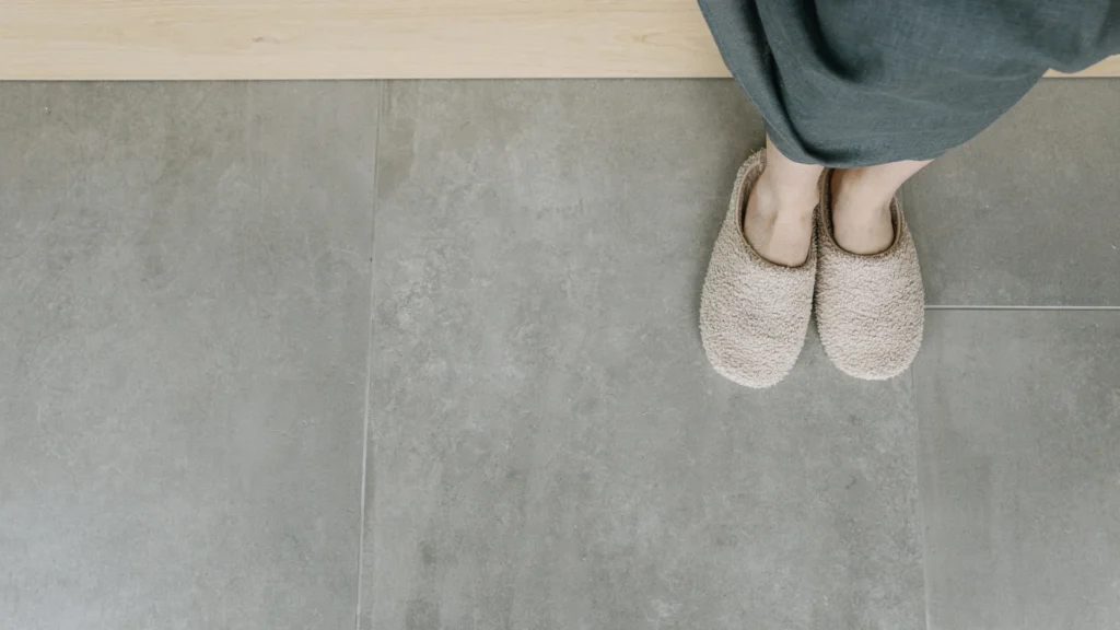 Guía comparativa de los mejores zuecos barefoot para mujer: selección de calzado respetuoso y minimalista para casa - Descalzamente